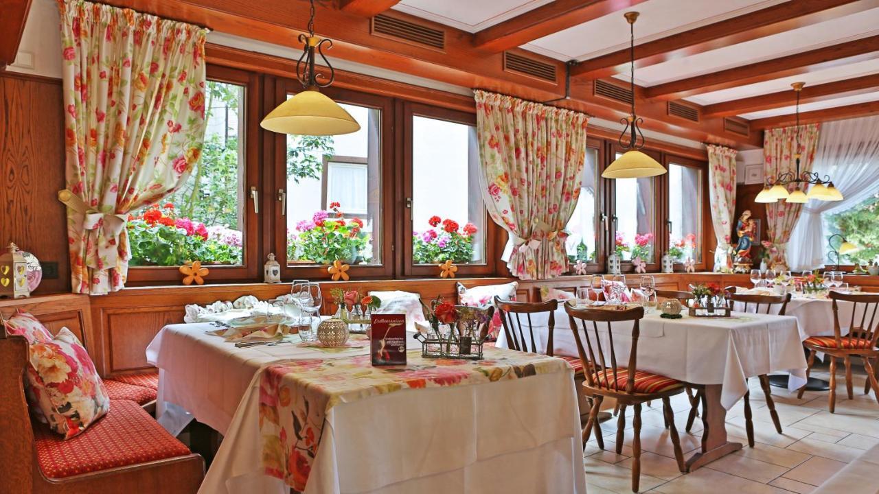 Hotel Restaurant Rebstock Oppenau Exteriör bild